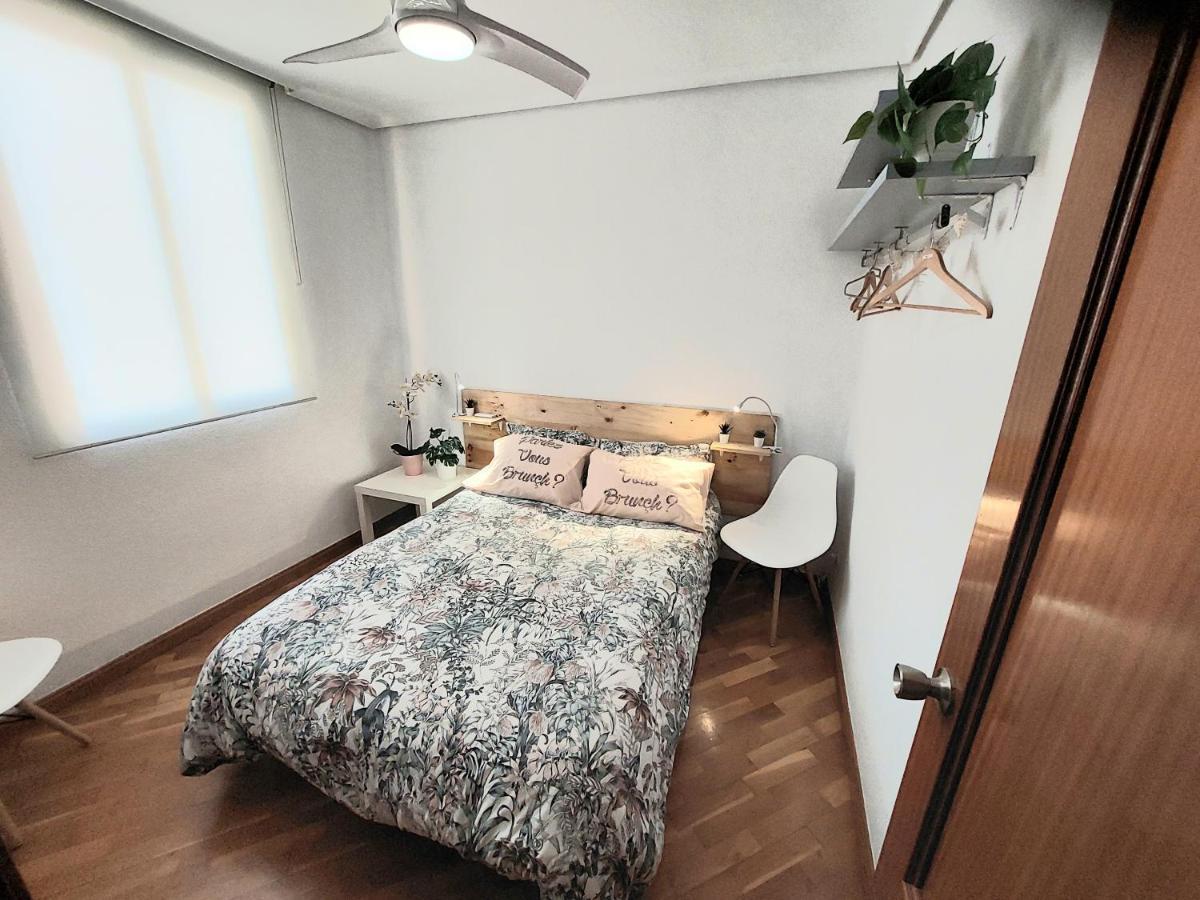 Apartamento Centrico Y Luminoso Cerca De La Playa. Apartment กัสเตญองเดลาปลานา ภายนอก รูปภาพ