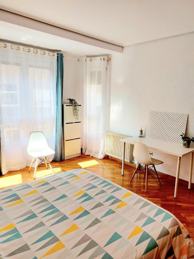 Apartamento Centrico Y Luminoso Cerca De La Playa. Apartment กัสเตญองเดลาปลานา ภายนอก รูปภาพ