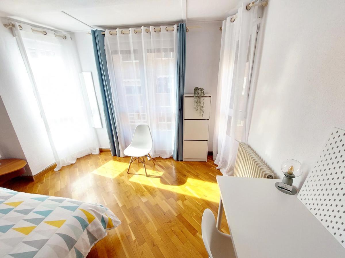Apartamento Centrico Y Luminoso Cerca De La Playa. Apartment กัสเตญองเดลาปลานา ภายนอก รูปภาพ
