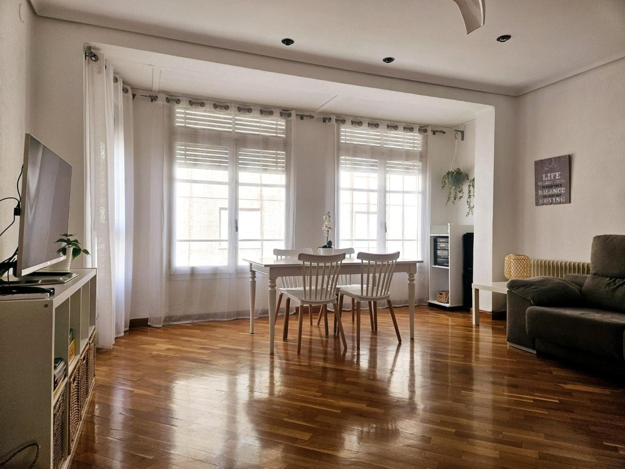Apartamento Centrico Y Luminoso Cerca De La Playa. Apartment กัสเตญองเดลาปลานา ภายนอก รูปภาพ