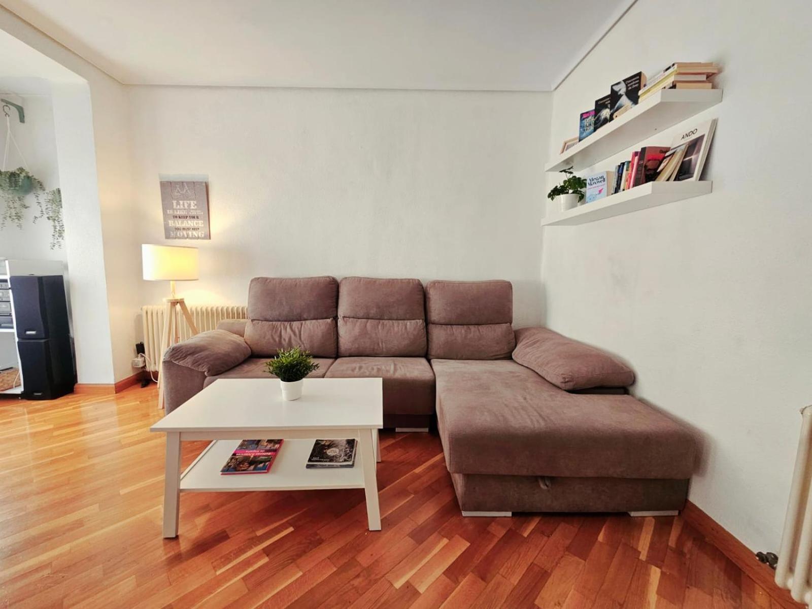 Apartamento Centrico Y Luminoso Cerca De La Playa. Apartment กัสเตญองเดลาปลานา ภายนอก รูปภาพ